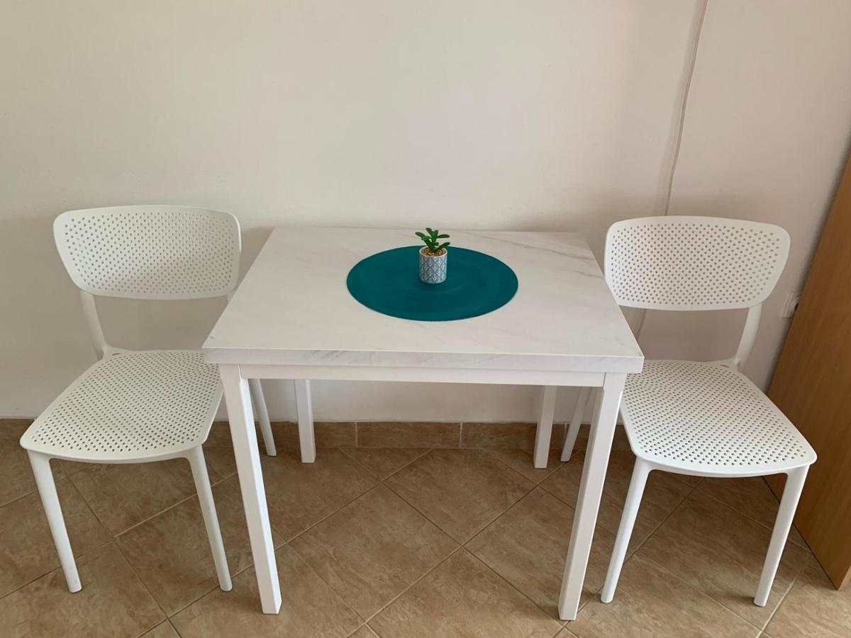 Apartmani Ivana ティヴァト エクステリア 写真