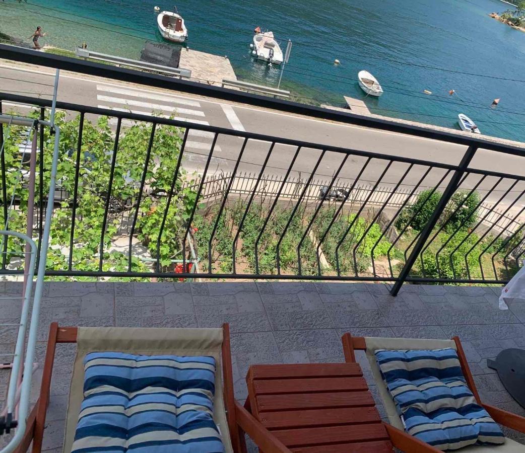 Apartmani Ivana ティヴァト エクステリア 写真