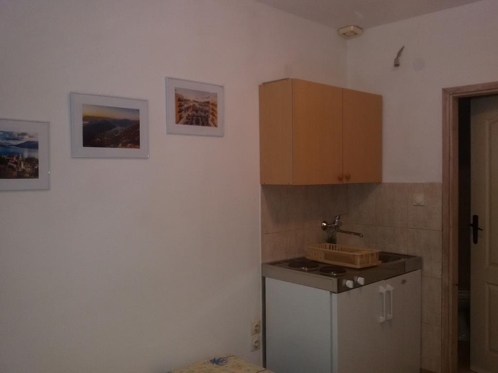 Apartmani Ivana ティヴァト エクステリア 写真