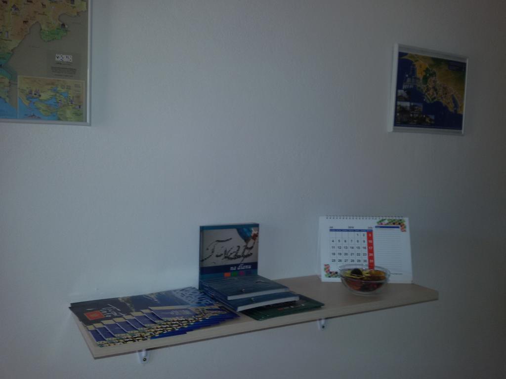 Apartmani Ivana ティヴァト エクステリア 写真